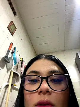 alissonfernandez  online show from September 2025 12:36:02 AM