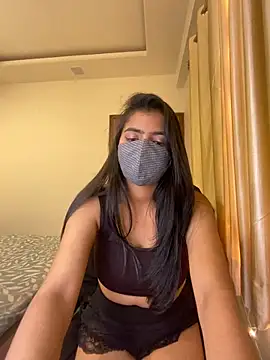 Emmy kapoor online show from January 2025 08:39:01 PM