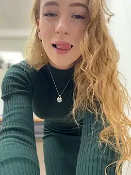  AngelMoon  online show from October 2025 04:01:02 AM