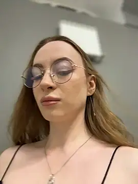  AngelMoon  online show from December 2025 03:58:02 AM