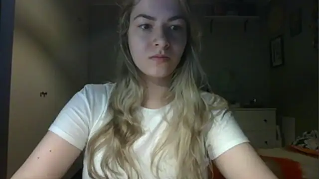 Snapshot of ROSIEx_sweet chatting on November 2025 07:51:02 AM ROSIEx sweet online show from November 2025 07:51:02 AM