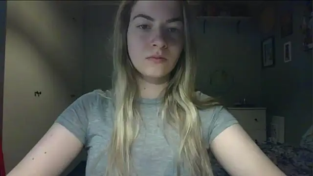 Snapshot of ROSIEx_sweet chatting on April 2026 06:38:01 AM ROSIEx sweet online show from April 2026 06:38:01 AM