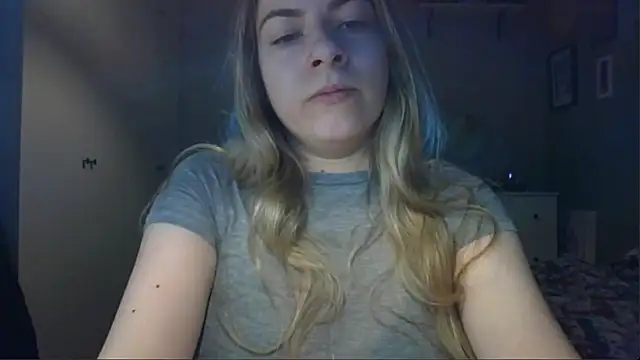 Snapshot of ROSIEx_sweet chatting on April 2026 06:51:01 AM ROSIEx sweet online show from April 2026 06:51:01 AM