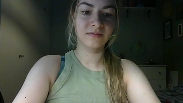 Snapshot of ROSIEx_sweet chatting on May 2026 06:42:01 AM ROSIEx sweet online show from May 2026 06:42:01 AM