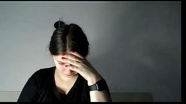 kila lo online show from February 2025 02:44:01 PM