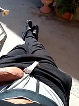 Snapshot of MrTamburine22 chatting on October 2025 12:23:01 PM MrTamburine22 online show from October 2025 12:23:01 PM