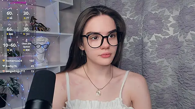 Snapshot of BlissDodd chatting on February 2025 12:38:02 AM BlissDodd online show from February 2025 12:38:02 AM