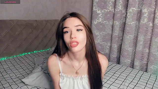 Snapshot of BlissDodd chatting on March 2025 06:16:01 PM BlissDodd online show from March 2025 06:16:01 PM