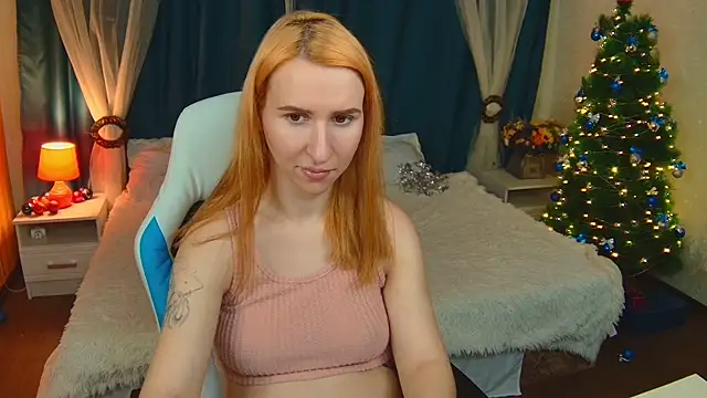 Snapshot of AliceBYKiss chatting on January 2025 12:33:02 PM AliceBYKiss online show from January 2025 12:33:02 PM