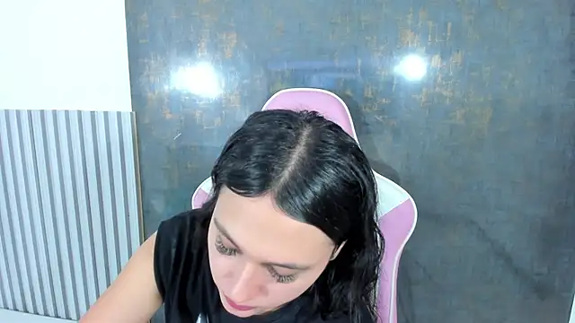 lana boomer online show from October 2025 07:23:02 PM