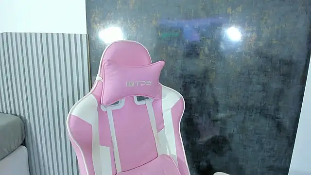 Snapshot of lana_boomer chatting on February 2026 08:37:02 PM lana boomer online show from February 2026 08:37:02 PM