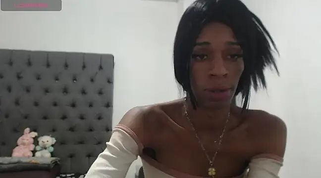 lucianadolll online show from March 2025 03:06:01 PM