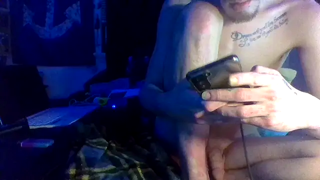 Snapshot of ATwinkie chatting on February 2025 06:39:01 AM ATwinkie online show from February 2025 06:39:01 AM