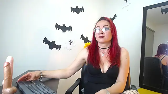 Lupiita223 online show from October 2025 01:01:02 PM