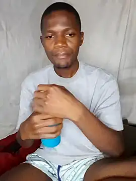 Snapshot of Thokozani99 chatting on December 2024 06:37:01 AM Thokozani99 online show from December 2024 06:37:01 AM