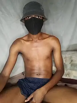 Snapshot of Thokozani99 chatting on January 2025 08:01:01 PM Thokozani99 online show from January 2025 08:01:01 PM