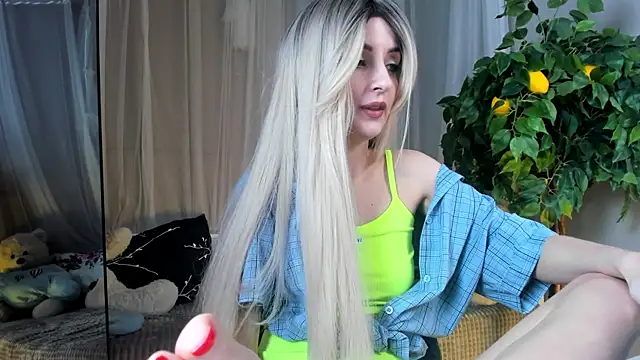 Katty Lights online show from January 2025 02:13:01 PM