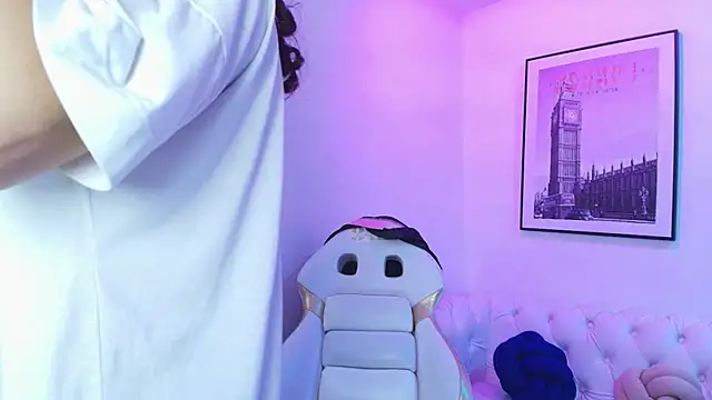 Theia moon online show from January 2025 12:44:02 PM