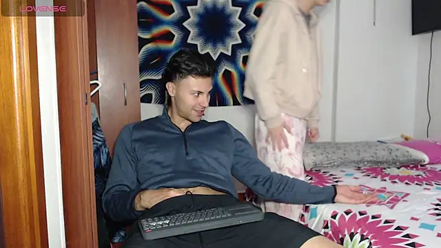 AshleyandTyler online show from December 2024 02:07:01 PM