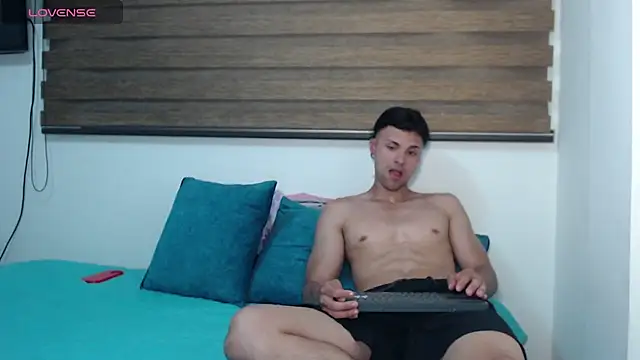 AshleyandTyler online show from January 2025 12:14:02 AM