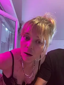 Potofeu34 online show from April 2026 10:52:02 AM