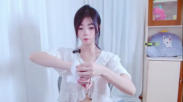 xiyao1314 online show from October 2025 01:58:02 AM