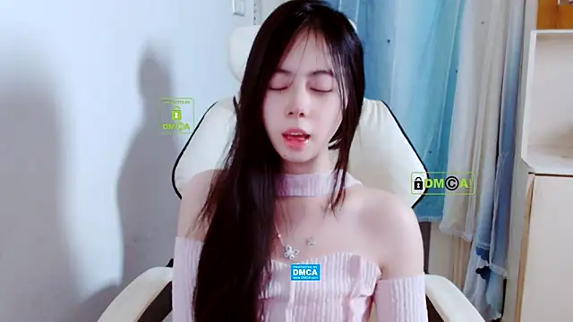 xiyao1314 online show from November 2025 12:21:01 AM