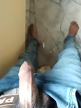 PracticalGum40 online show from October 2025 02:09:02 AM