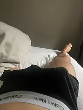 Snapshot of TheRealN1D chatting on December 2024 12:30:02 PM TheRealN1D online show from December 2024 12:30:02 PM