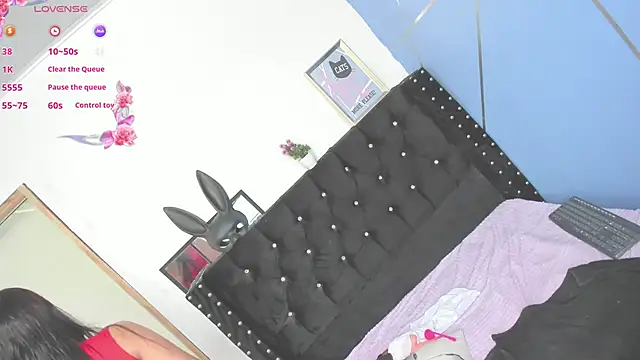 SarayMoorex  online show from January 2025 03:33:01 PM