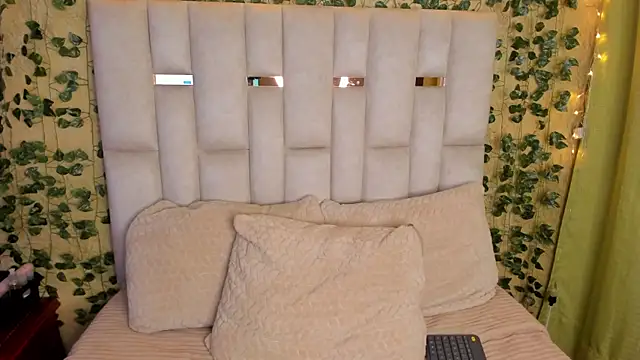 jenifer  power10 online show from January 2025 12:10:01 PM