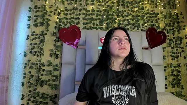 jenifer  power10 online show from February 2025 06:15:02 PM