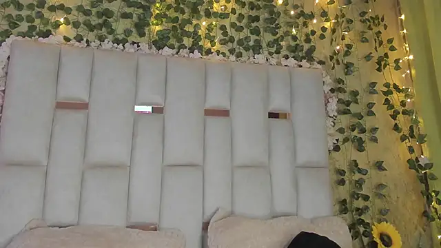 jenifer  power10 online show from March 2025 06:45:02 PM