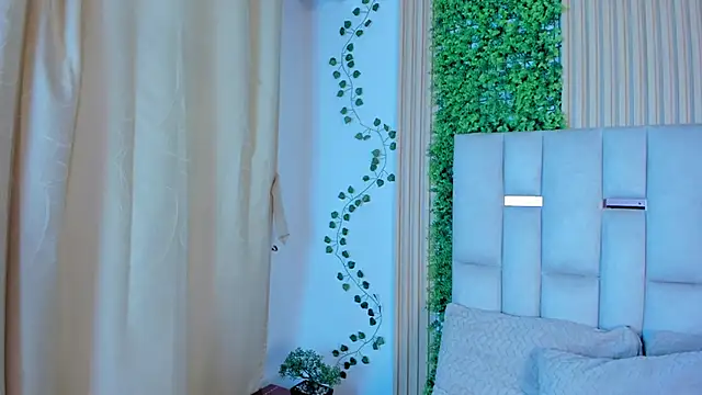 jenifer  power10 online show from January 2026 07:38:01 PM