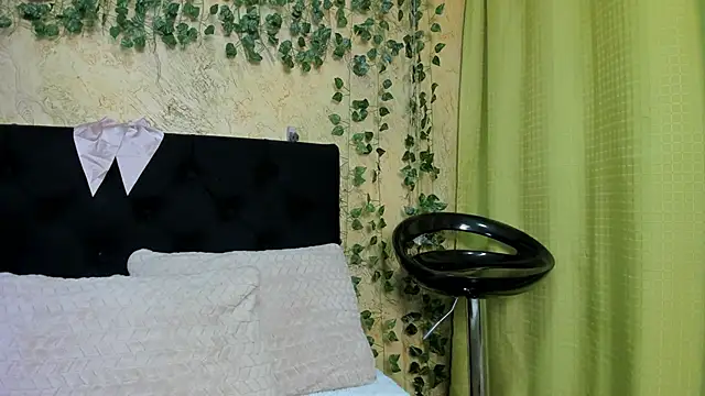 jenifer  power10 online show from January 2026 07:50:02 PM