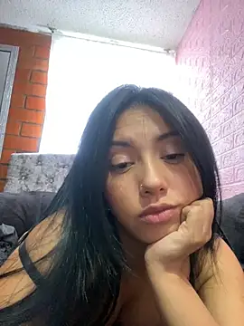 sweet kitty0110 online show from March 2025 07:39:01 PM