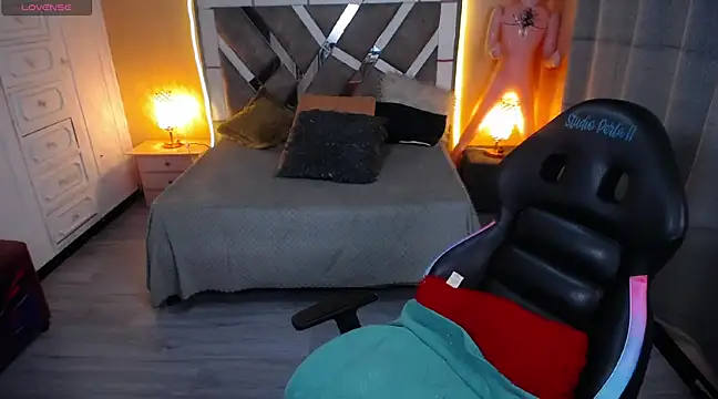 Snapshot of Kate_Laurence_ chatting on February 2025 07:35:01 AM Kate Laurence online show from February 2025 07:35:01 AM