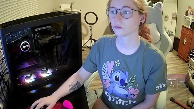 LilyFoxxx online show from January 2026 06:29:01 AM