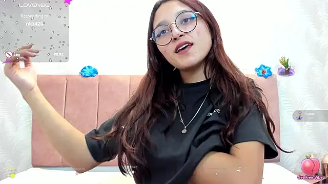 Snapshot of AddisonMars chatting on January 2025 06:36:02 PM AddisonMars online show from January 2025 06:36:02 PM