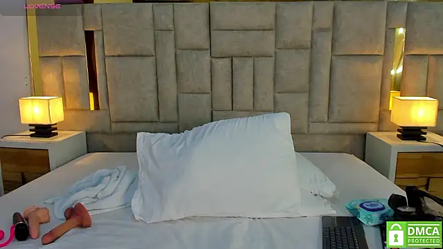 valtira nova online show from March 2026 07:07:02 PM