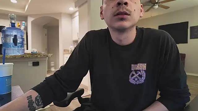 Cuminsideyou42 online show from February 2025 12:08:02 AM