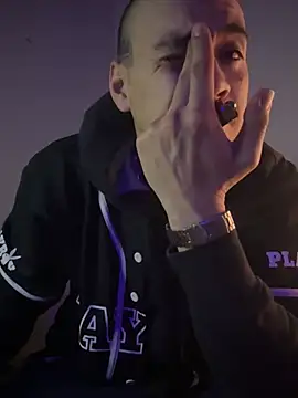 Cuminsideyou42 online show from February 2025 10:01:02 AM