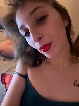 Snapshot of lolippp666 chatting on February 2026 11:31:01 PM lolippp666 online show from February 2026 11:31:01 PM