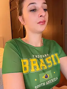 Snapshot of lolippp666 chatting on February 2026 07:45:02 PM lolippp666 online show from February 2026 07:45:02 PM