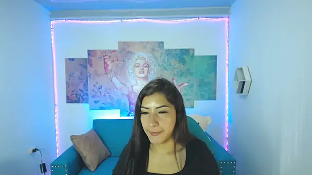 Sofi hot 4m online show from February 2025 12:59:01 PM