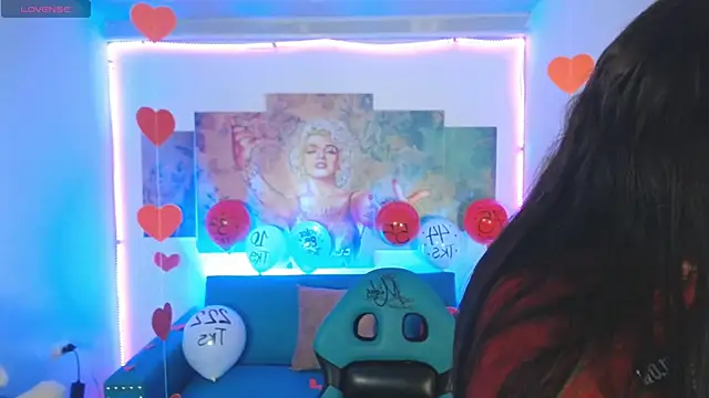 Sofi hot 4m online show from February 2025 12:54:01 PM