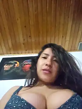 Sofi hot 4m online show from September 2025 02:15:02 AM