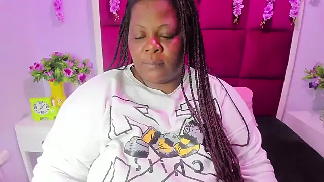 rocio bbw  online show from December 2025 01:58:01 AM