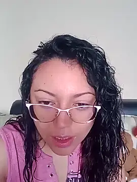 Lunavega1 online show from February 2026 04:44:01 PM