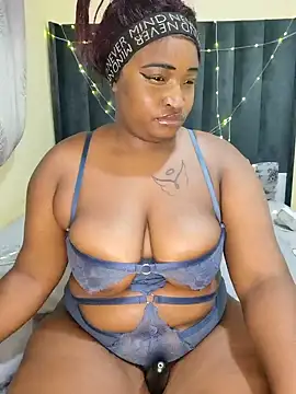 Snapshot of TheeNicole chatting on March 2026 08:48:01 PM TheeNicole online show from March 2026 08:48:01 PM